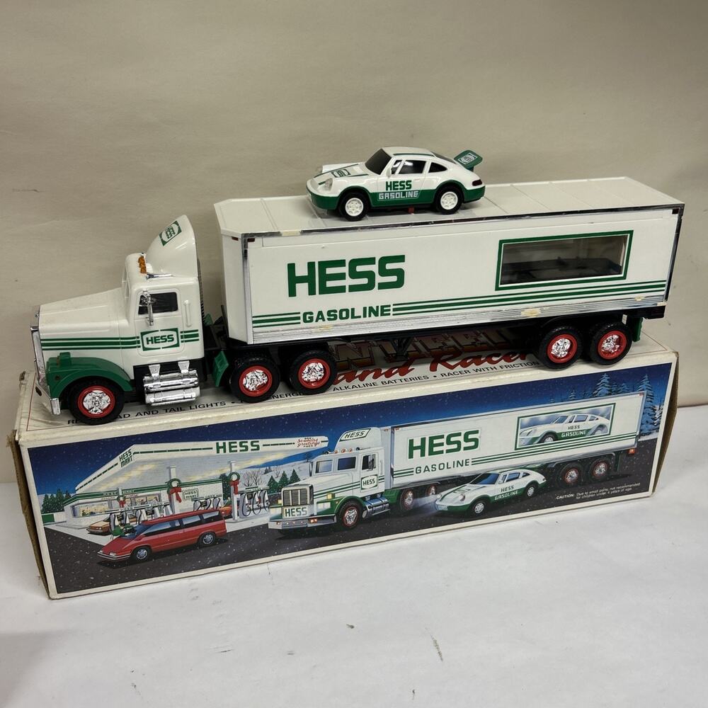 1992 Vintage Hess Truck 18 Wheeler And Racer READ DESCRIPTION